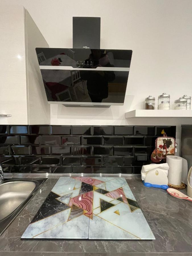 Alice Sweet Home Corsico Luaran gambar