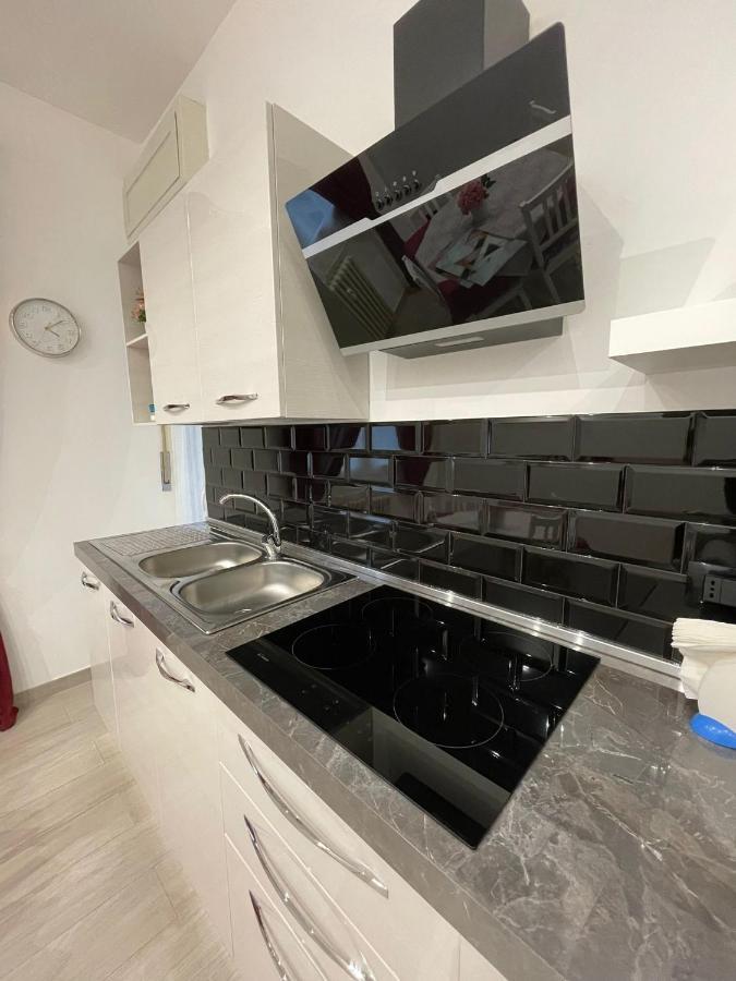 Alice Sweet Home Corsico Luaran gambar
