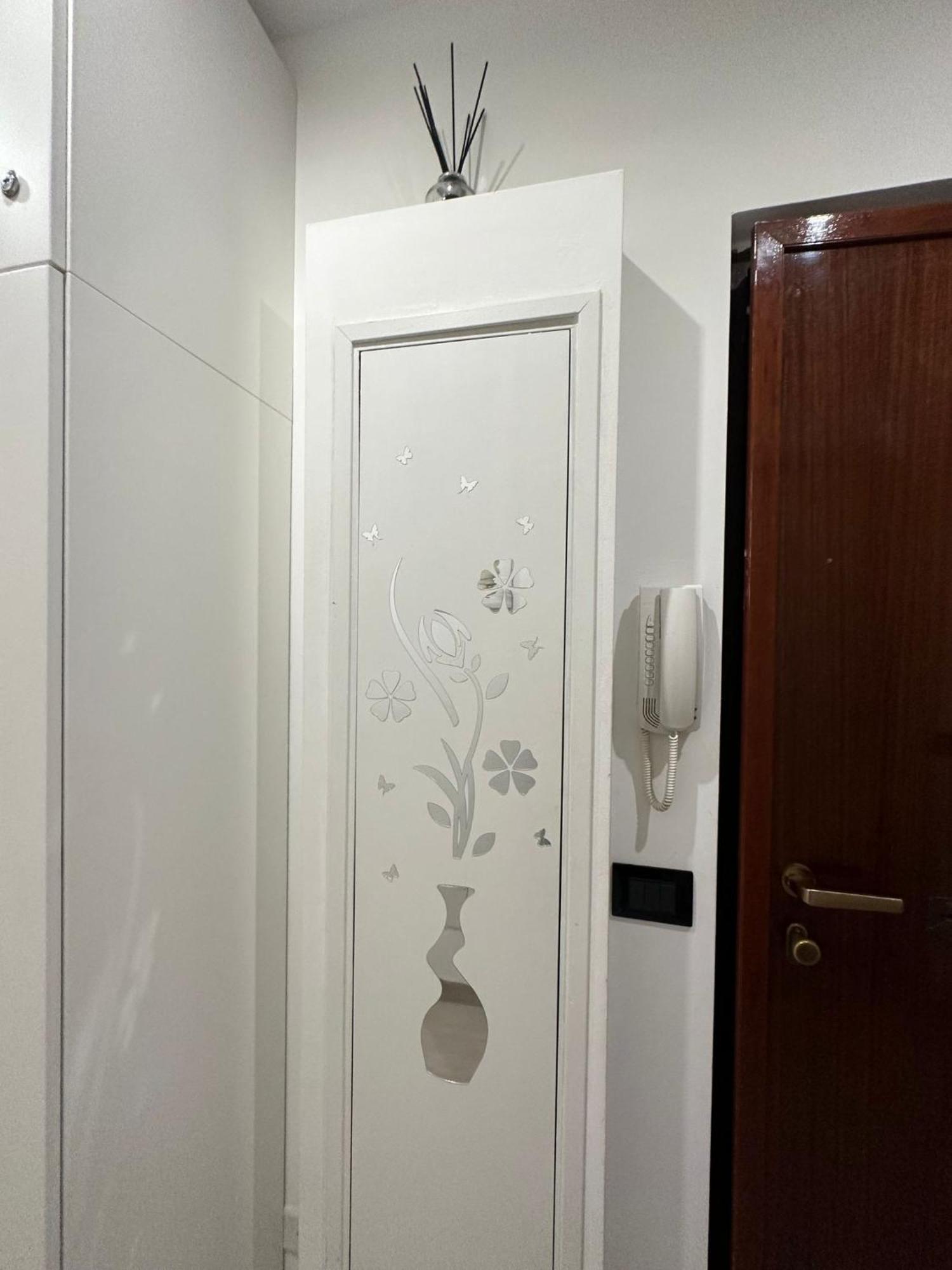 Alice Sweet Home Corsico Luaran gambar